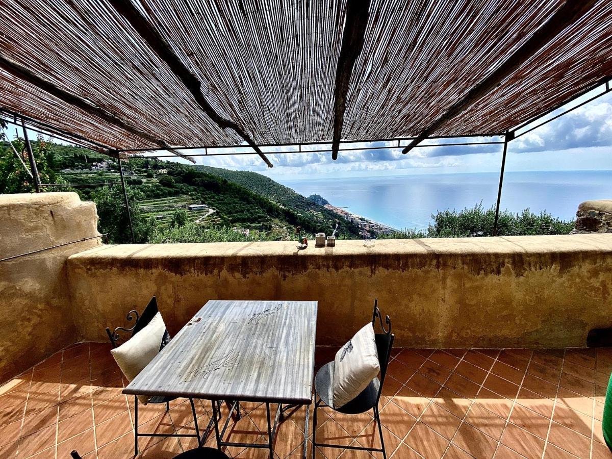 Casa Vacanze A Lea L'Ua Finale Ligure Eksteriør bilde